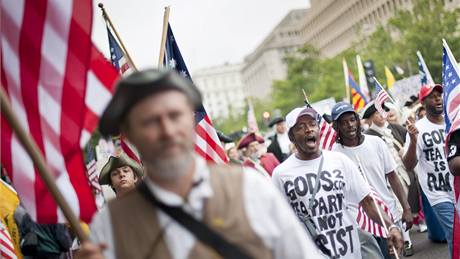 Píznivci Tea Party pochodují Washingtonem (12. záí 2010)
