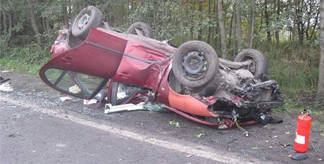 Dopravní nehoda u Vintíova na Sokolovsku.