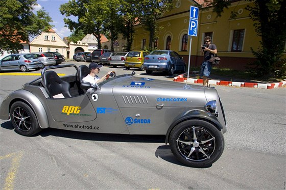 Elektromobil, který vyvinula Strojní fakulta ZU v Plzni