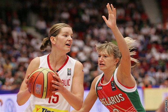 K postupu eských basketbalistek do finále mistrovství svta pispla dobrým výkonem i Eva Víteková.