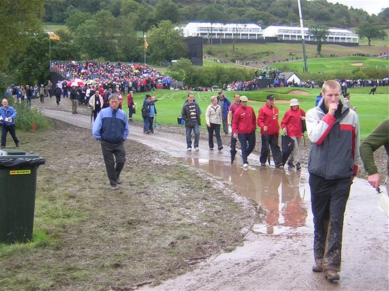 Nkde ve velském blát se skotský reprezentant McNaughton na nkolik hodin "ztratil".