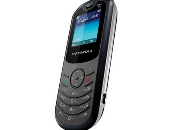 Motorola WX 180    nejlevnjí telefon na ruském trhu
