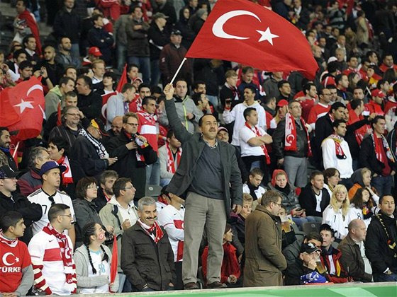 Turci jsou na své národní symboly náleit hrdí. Ilustraní foto