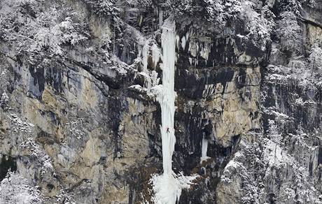 Lezení na ledu v Rakousku. Ilustrační foto