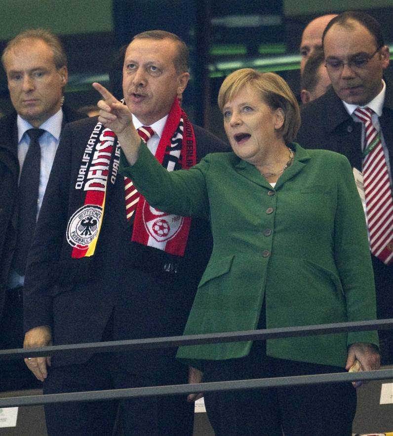 „Liebe Freundin.“  Erdogan weiß, dass er auf Merkel World zählen kann