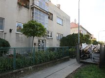 Radnici na Brně-severu hrozí až čtyřmilionová pokuta za to, že nechala vyměnit okna u funkcionalistické vily ze 30. let.