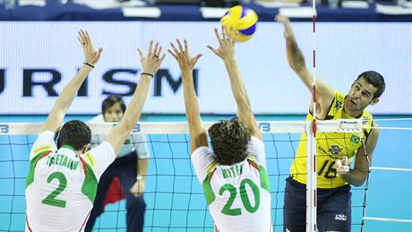 V utkání Brazilc s Bulharskem se bojovalo jen na oko. Vyhrát nechtl ani jeden tým.