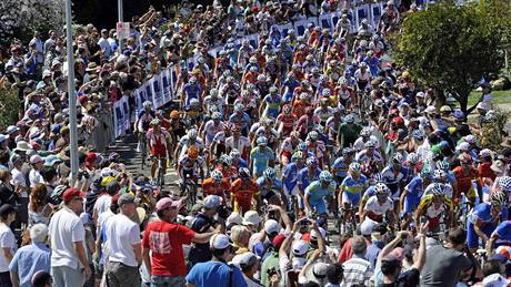 Tra závodu mistrovství svta cyklist byla v australském Geelongu obsypaná fanouky.