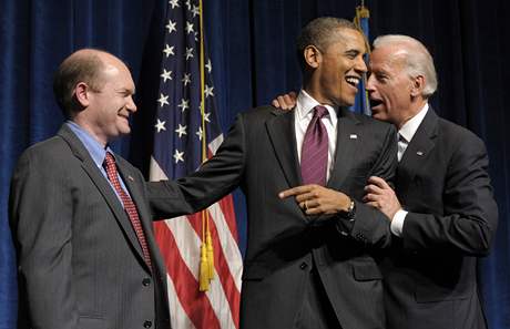 Demokratick kandidt do Sentu Rick Coons, Barack Obama a Joe Biden (15. jna 2010) 