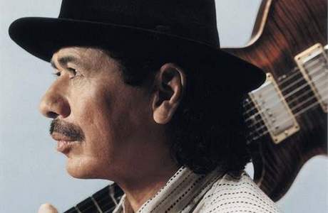 Slavný mexický kytarista Carlos Santana zahraje 15. íjna v praské O2 aren .