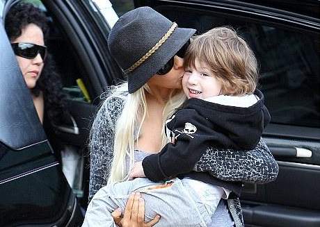 Christina Aguilera se synem Maxem