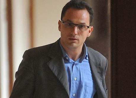 Martin Luigi Baldauf u brnnského soudu (13.10. 2010)
