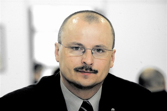 Bohumínský starosta a senátor ČSSD Petr Vícha považuje usnesení pojmenované po "jeho" městě za zastaralé.
