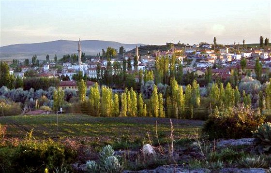 Turecká vesnice Tuzköy.