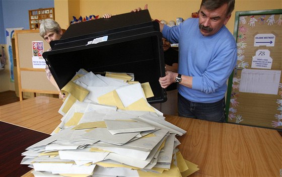 Senátní volební obvody se kvli zmn potu obyvatel mní prakticky kadé dva roky. Ilustraní foto