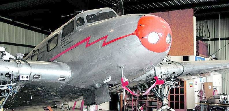 Legendární letoun Electra se do eska vrací po 71 letech.