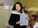 Miroslava Nmcová odevzdala volební hlasy ve áru nad Sázavou. (15. íjna 2010)