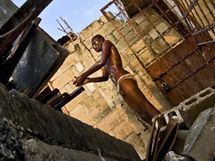 1. cena Report: Jarmila Kovakov, voln fotografka. ivot po zemtesen, Haiti, leden 2010