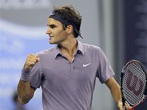 A TE FINLE. Roger Federer se v anghaji z postupu do finle.