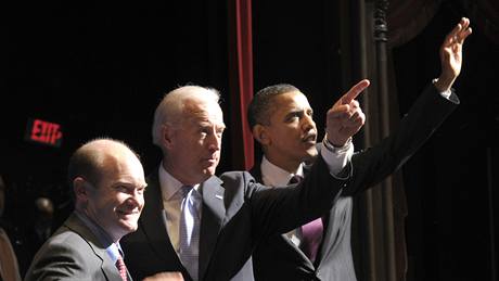 Demokratický kandidát do Senátu Rick Coons, Barack Obama a Joe Biden (15. íjna 2010) 
