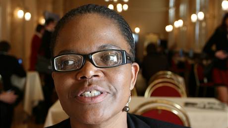 Beatrice Mtetwaová na pra�ském �ofín� (12. �íjna 2010)