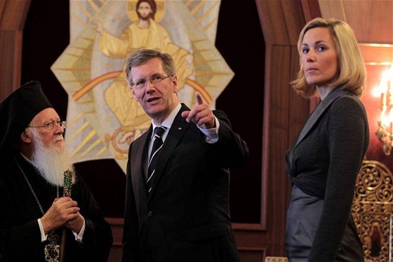 Nmecký prezident Christian Wulff a jeho ena Bettina Wulffová navtívili 22. íjna 2010 Modrou meitu v Istanbulu.