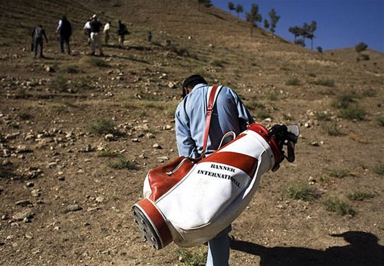 Golfové hit Kabul Golf Clubu v Afghánistánu.