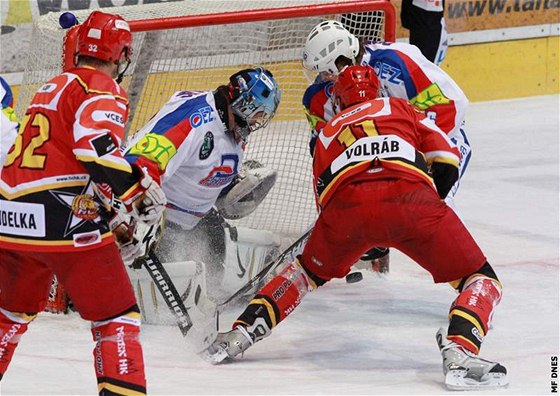 Hokejisté Vrchlabí se po prohraných zápasech na hitích soupe dostali do pozice tvané zve.
