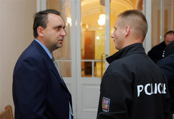 Policista Radek Kocáb u soudu.