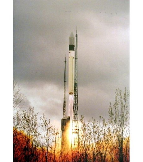 Start rakety Rokot s druic GRACE z rampy . 3 komplexu 133