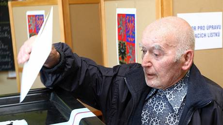 Libere�an �t�pán Jerje volí v druhém kole senátních voleb.