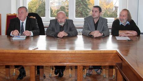 V M�lníku bude vládnout ODS s �SSD. Radu m�sta doplní zástupci nezávislých sdru�ení Radnice 2010 a M�lni�ané.