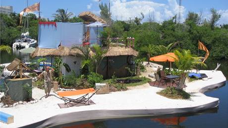 Um�lý ostrov Spiral Island pluje poblí� poloostrova Yucatán v Mexiku