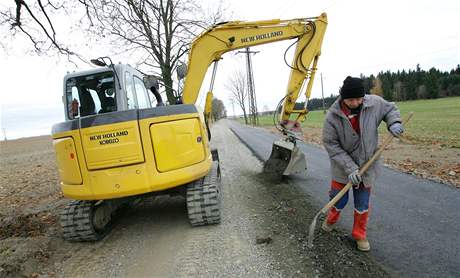 V Bystici nad Perntejnem práv finiuje stavba více ne dva kilometry dlouhé cyklostezky.