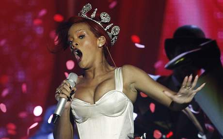 Rihanna (z pedvn Evropskch hudebnch cen MTV 2010)