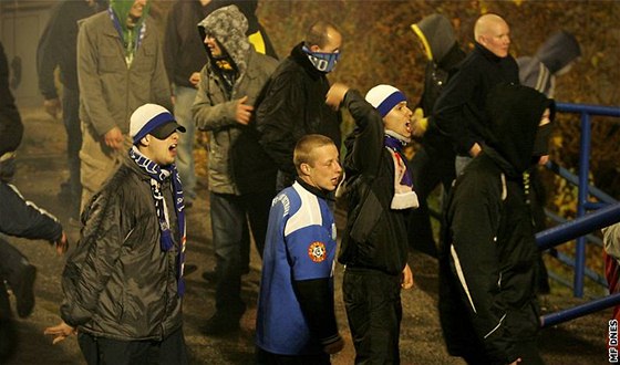 OBÁVANÍ. Fanouci Baníku Ostrava v Mladé Boleslavi svou povst nevylepili.