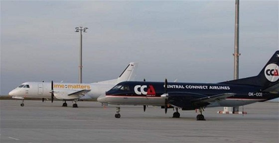 Fiasko: letadlo spolenosti Central Connect Airlines - Job Air peneslo z Brna do Prahy jediného lovka.