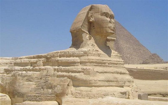 Vykopání Sfingy, zakryté z velké ásti pískem, byl zejm nejznámjí in z krátké vlády Thutmose IV. Ilustraní foto