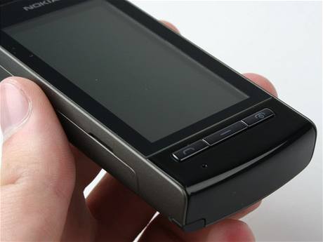 Recenze Nokia 5250 detail