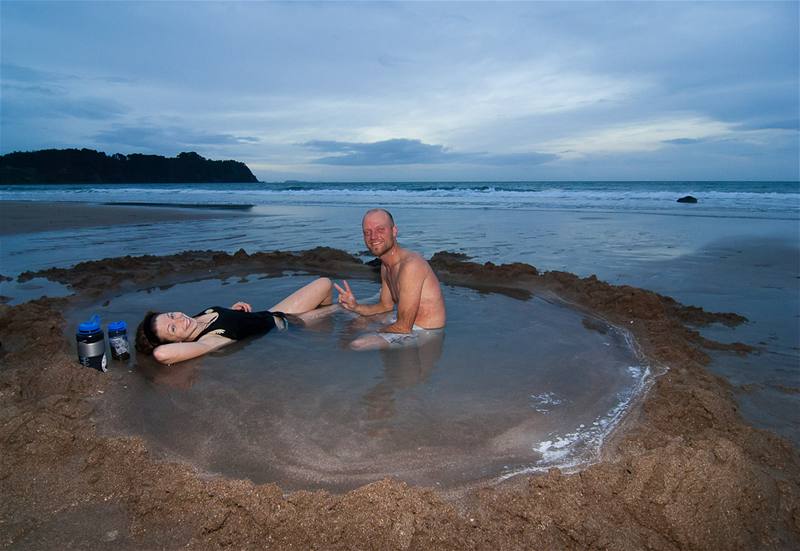 Nový Zéland, Coromandel. Relaxace pi západu slunce