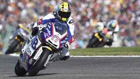 Karel Abraham si na trati ve Valencii dojel pro první triumf v MS silniních motocykl.