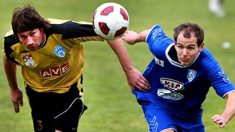  Vlevo je Tomá� Haniak z �áslavi, vpravo vla�imský Martin Kotyza