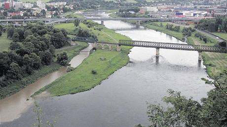 Pohled na Labe v Dín.