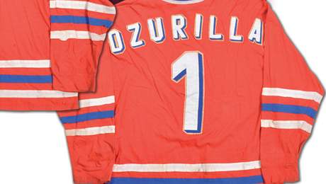 Dres brankáe Dzurilly se stal rekordním hokejovým artiklem bývalého eskoslovenska