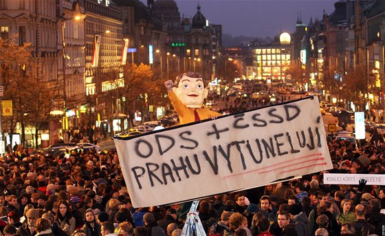 Lidé se chystají v úterý 30. listopadu demonstrovat ped jednáním zastupitelstva. Ilustraní foto