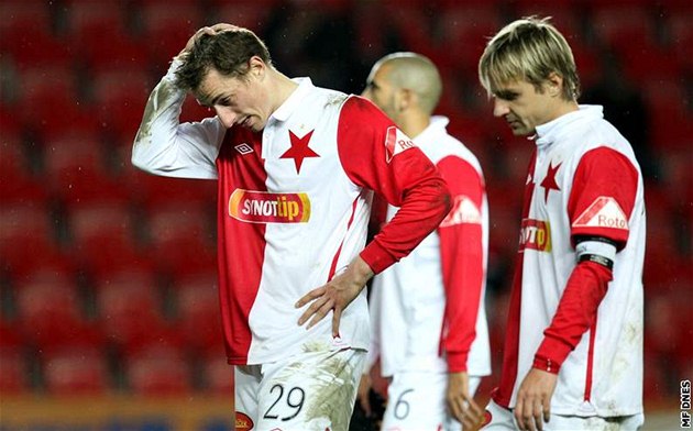 Fotbalová Slavia v rukou Radovana Krej�í�e? Kdo ví, co by spojení �íkali hrá�i, které na ja�e �eká boj o záchranu
