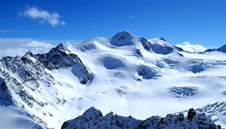 Pitztaler Gletscher, pohled z Hinterer Brunnenkogel na Wildspitze (3715 m)