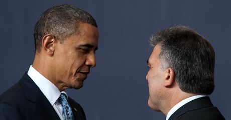 Americk prezident Barack Obama a jeho tureck protjek Abdullah Gl