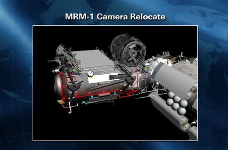 ISS - Televizn kamera, kterou kosmonauti pemsovali z jednoho konce modulu Rassvet na druh.