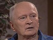 Před 100 lety: Zatloukající Plzák, dívka bez sexu či Chaplin a nezletilá dívka